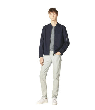 Hellblaue Jeans kombinieren – 2000+ Herren Outfits