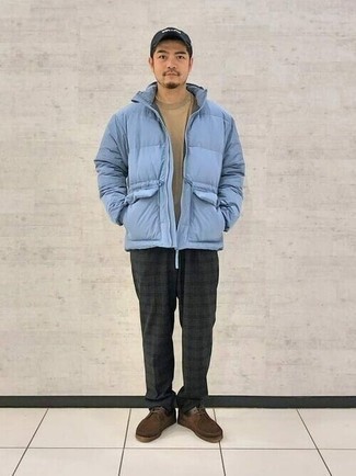 Hellblaue Daunenjacke kombinieren – 15 Herren Outfits