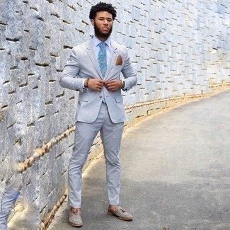 Hellblauen Anzug aus Seersucker kombinieren – 30 Herren Outfits