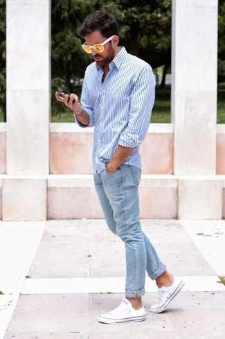 Welche Businesshemden mit hellblauer enger Jeans zu tragen – 21 Herren Outfits