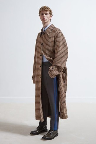brauner Mantel mit Hahnentritt-Muster von Nanushka