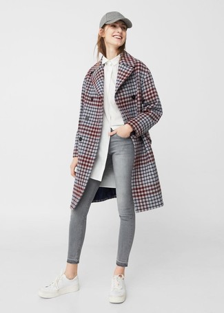 grauer Mantel mit Karomuster von New Look