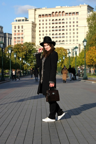 schwarzer Mantel von Etoile Isabel Marant