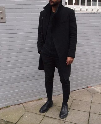 schwarzer Pullover mit einem Rundhalsausschnitt von Armani Jeans