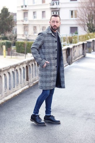 grauer Mantel mit Schottenmuster von Maison Margiela