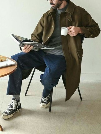 dunkelgrauer Pullover mit einem Rundhalsausschnitt von Craig Green