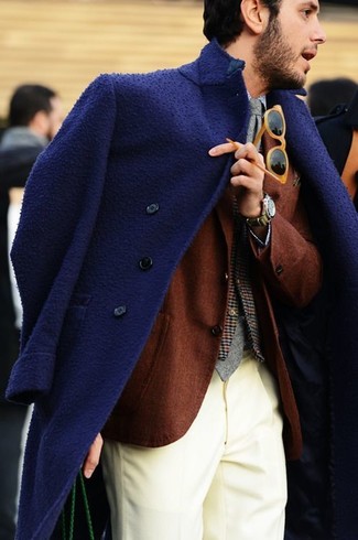 Graue Wollkrawatte kombinieren – 70 Herren Outfits: Entscheiden Sie sich für einen dunkelblauen Mantel und eine graue Wollkrawatte für einen stilvollen, eleganten Look.