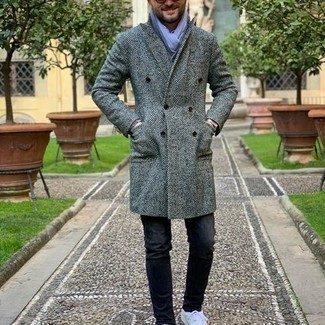 graue Strickjacke mit einem Schalkragen von Roberto Collina