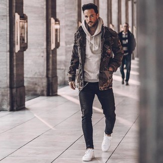 Wie Militärjacke mit enger Jeans zu kombinieren – 47 Herren Outfits