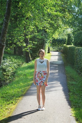 Wie Minirock mit Ballerinas zu kombinieren – 18 Damen Outfits