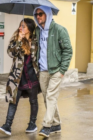Mintgrüne Bomberjacke kombinieren – 32 Herren Outfits
