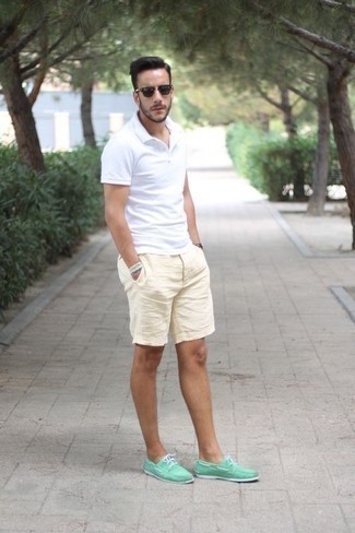 Mintgrüne Segeltuch Bootsschuhe kombinieren – 3 Herren Outfits