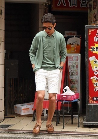Wie mintgrünes Polohemd mit weißer Shorts zu kombinieren – 3 Herren Outfits