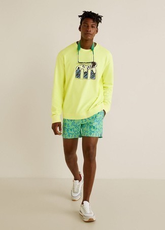 Mintgrüne Badeshorts kombinieren – 6 Herren Outfits
