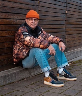 Mehrfarbige Segeltuch niedrige Sneakers kombinieren – 41 Herren Outfits