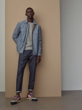 Mehrfarbige Segeltuch niedrige Sneakers kombinieren – 41 Herren Outfits