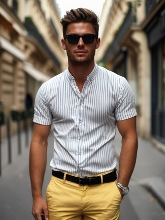Senf Chinohose kombinieren – 196 Herren Outfits