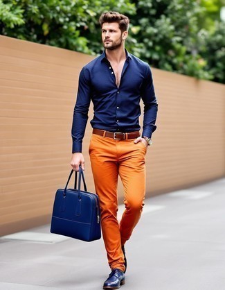 Senf Chinohose kombinieren – 196 Herren Outfits