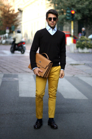 Senf Chinohose kombinieren – 196 Herren Outfits