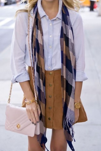 Dunkelblauen und grünen Schal mit Schottenmuster kombinieren – 22 Damen Outfits