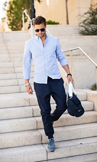 Dunkelblaue Segeltuch Sporttasche kombinieren – 46 Herren Outfits
