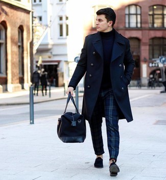Dunkelblaue Segeltuch Sporttasche kombinieren – 46 Herren Outfits