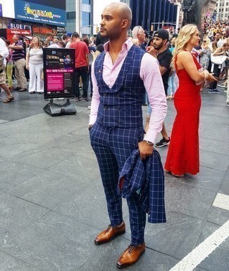 Dunkelblauen Dreiteiler mit Karomuster kombinieren – 36 Herren Outfits