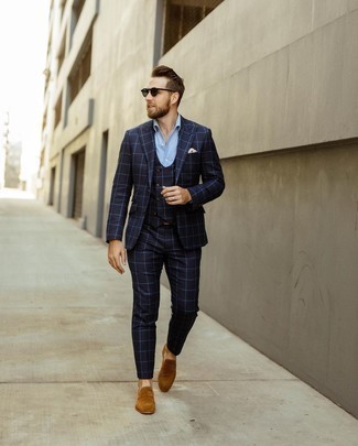 Dunkelblauen Dreiteiler mit Karomuster kombinieren – 36 Herren Outfits