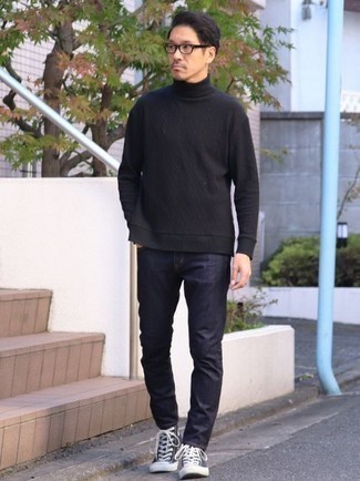40 Jährige: Welche Rollkragenpullover mit dunkelblauer Jeans zu tragen – 45 Herren Outfits