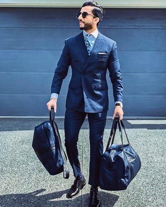 Dunkelblaue Leder Reisetasche kombinieren – 20 Herren Outfits
