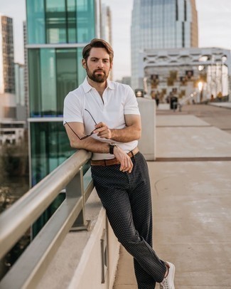 Dunkelblaue gepunktete Hose kombinieren – 20 Herren Outfits