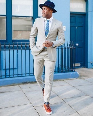 Dunkelblaue bedruckte Socken kombinieren – 53 Sommer Herren Outfits