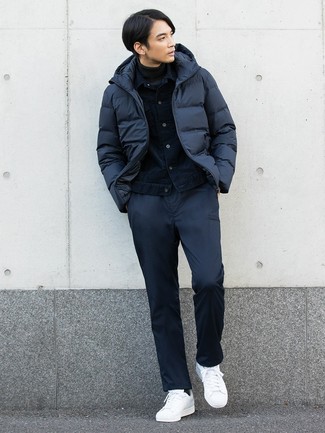 Dunkelblaue Daunenjacke kombinieren – 149 Herren Outfits