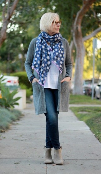 Dunkelblauen Schal kombinieren – 103 Damen Outfits