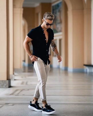 Welche Chinohosen mit dunkelblauen Kurzarmhemdes zu tragen – 488 Herren Outfits