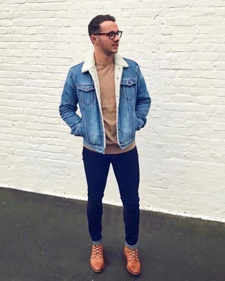 Welche Lammfelljacken mit dunkelblauer enger Jeans zu tragen – 29 Herren Outfits