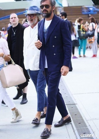 40 Jährige: Welche Slipper mit dunkelblauen Anzuges zu tragen – 56 Herren Outfits