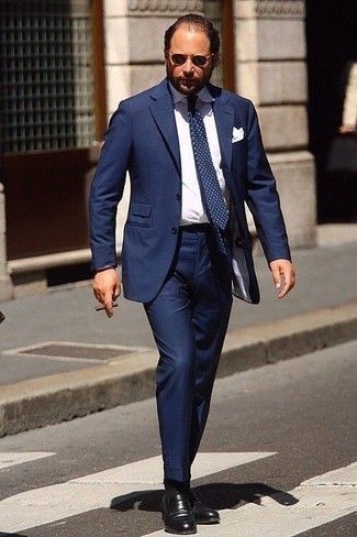 40 Jährige: Welche Slipper mit dunkelblauen Anzuges zu tragen – 56 Herren Outfits
