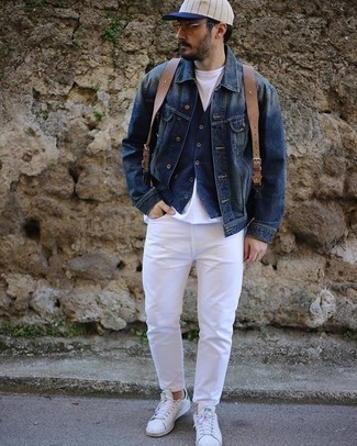 Welche Jeansjacken mit dunkelblauer Weste zu tragen – 8 Herren Outfits