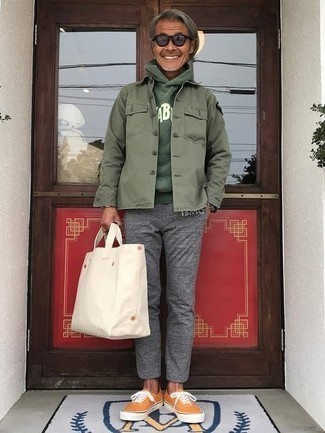 Olivgrünen bedruckten Pullover kombinieren – 73 Herren Outfits