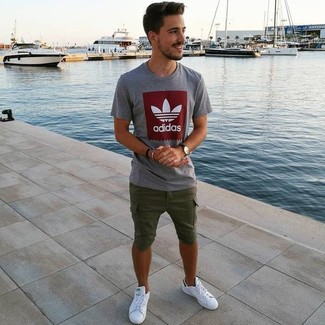 Olivgrüne Shorts kombinieren – 430 Herren Outfits
