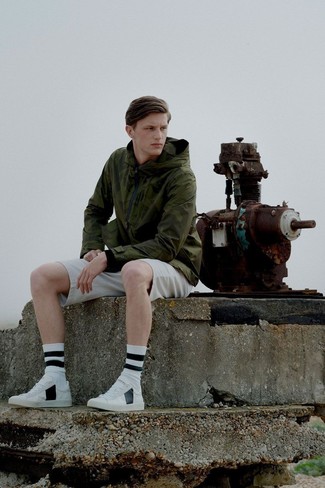 Olivgrüne Windjacke kombinieren – 114 Herren Outfits