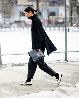 schwarze weite Hose aus Leder von Natasha Zinko
