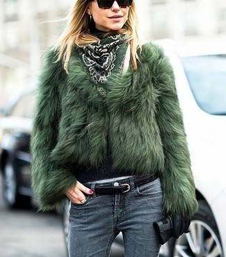 dunkelgrüner bedruckter Schal von Givenchy