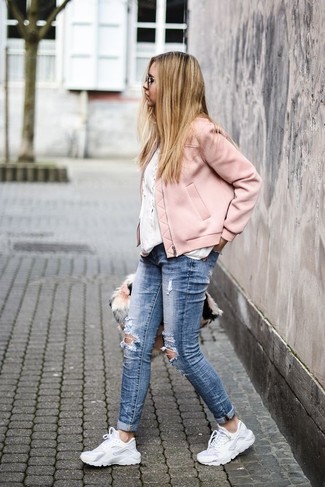Rosa Bomberjacke kombinieren – 21 Damen Outfits