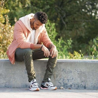 Rosa Bomberjacke kombinieren – 25 Herren Outfits