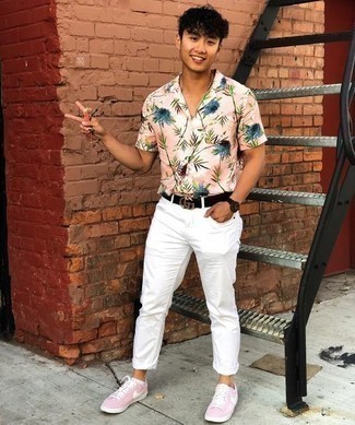 Rosa Kurzarmhemd mit Blumenmuster kombinieren – 23 Herren Outfits