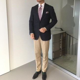 Rosa bedruckte Krawatte kombinieren – 21 Herren Outfits