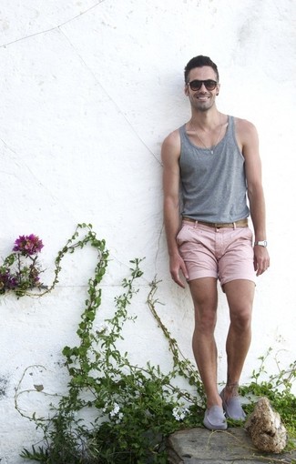 Rosa Shorts kombinieren für Herren