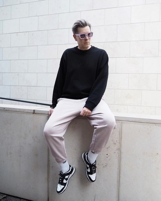 Rosa Jogginghose kombinieren – 5 Frühling Herren Outfits